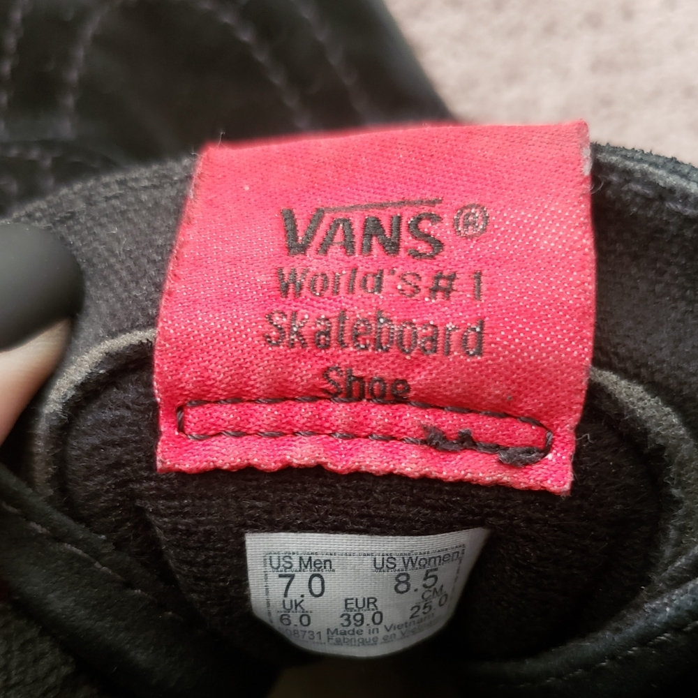 Unisex Black Vans - Picture 4 of 5